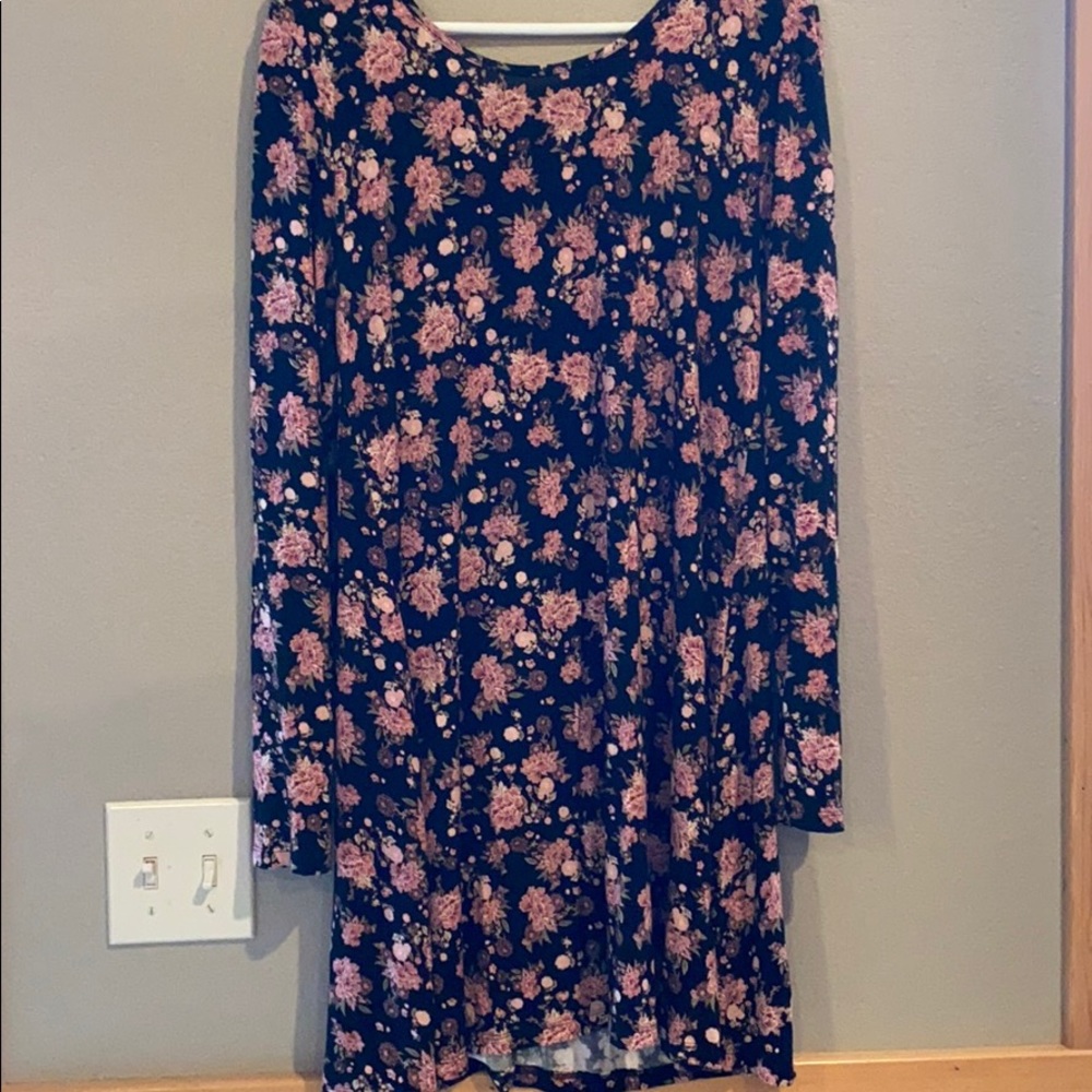 Women’s dress